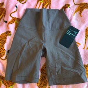 New with tags High Rise Brown Ribbed Biker Shorts Size Extra Small 7 inch inseam